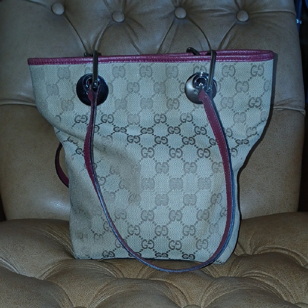 Vinage Y2K Gucci cream gucci print canvas and Burgundy leather